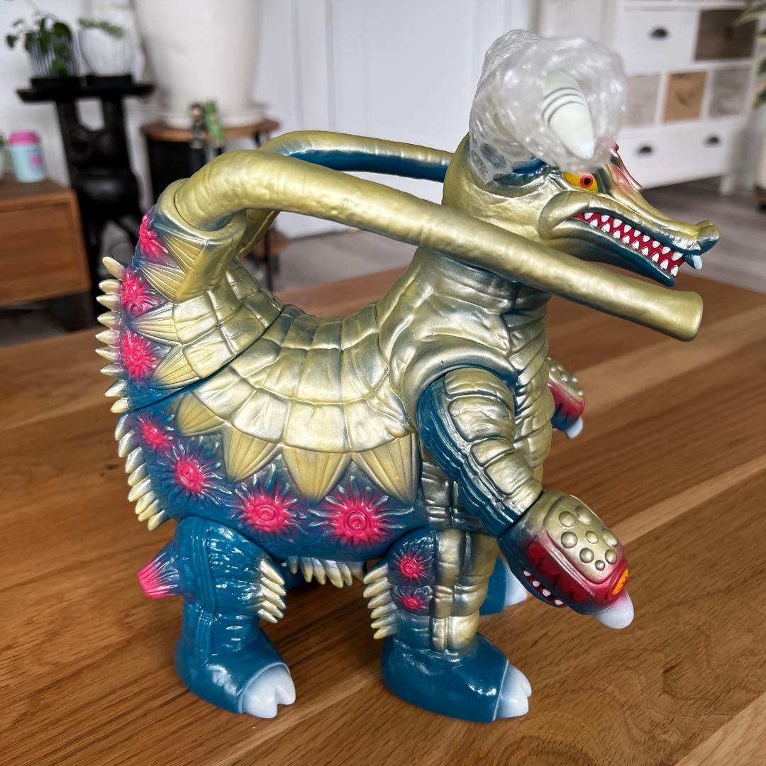 MATブロッケン　ウルトラマン　ソフビ