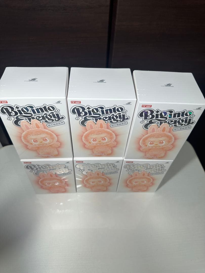 ぬいぐるみ LABUBU THE MONSTERS Big into Energy 6BOX