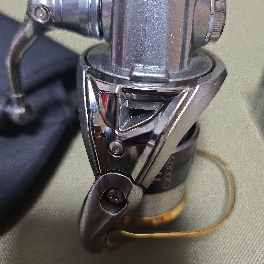SHIMANO 15 ツインパワー C2000S　美品　替えスプール付き　シマノ