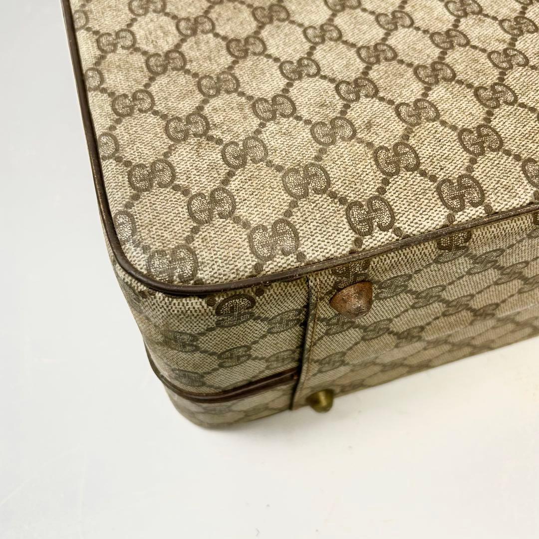 グッチ　オリベッティ　タイプライター