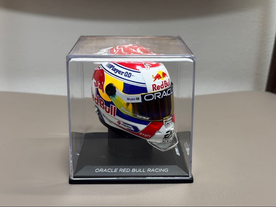 【qhmirai】M.フェルスタッペン ヘルメット2個セット1/4スケール