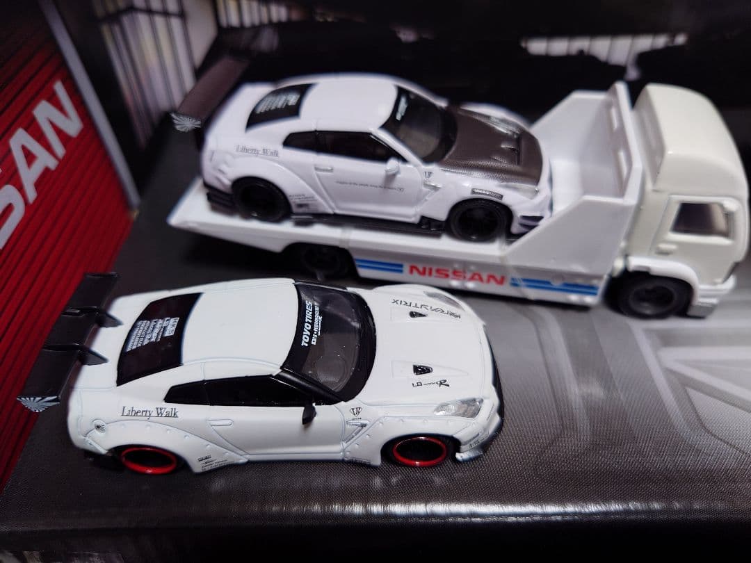 ミニカー Hotwheels PREMIUM Nissan GT-R MINIGT set