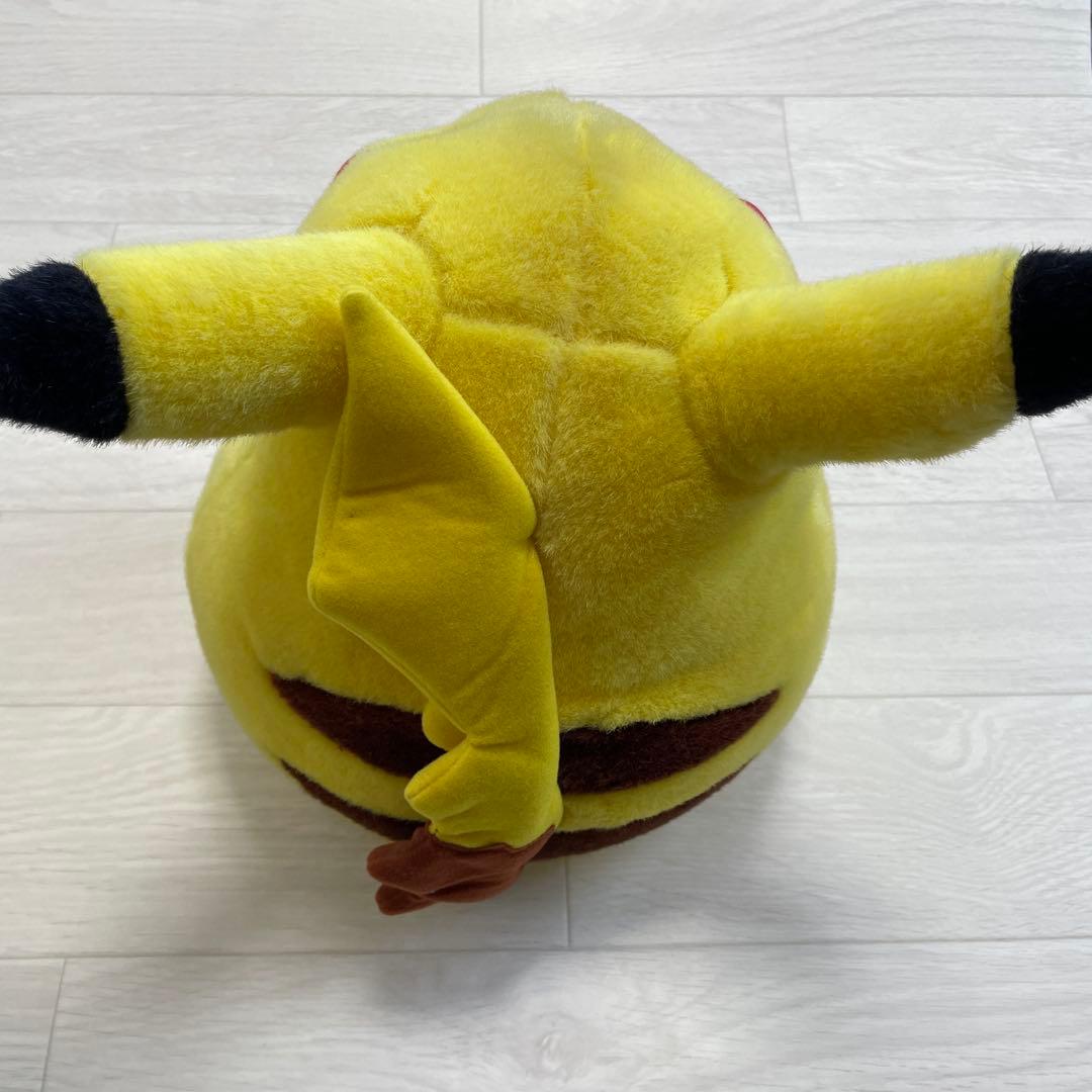 初期　ピカチュウ ぬいぐるみ