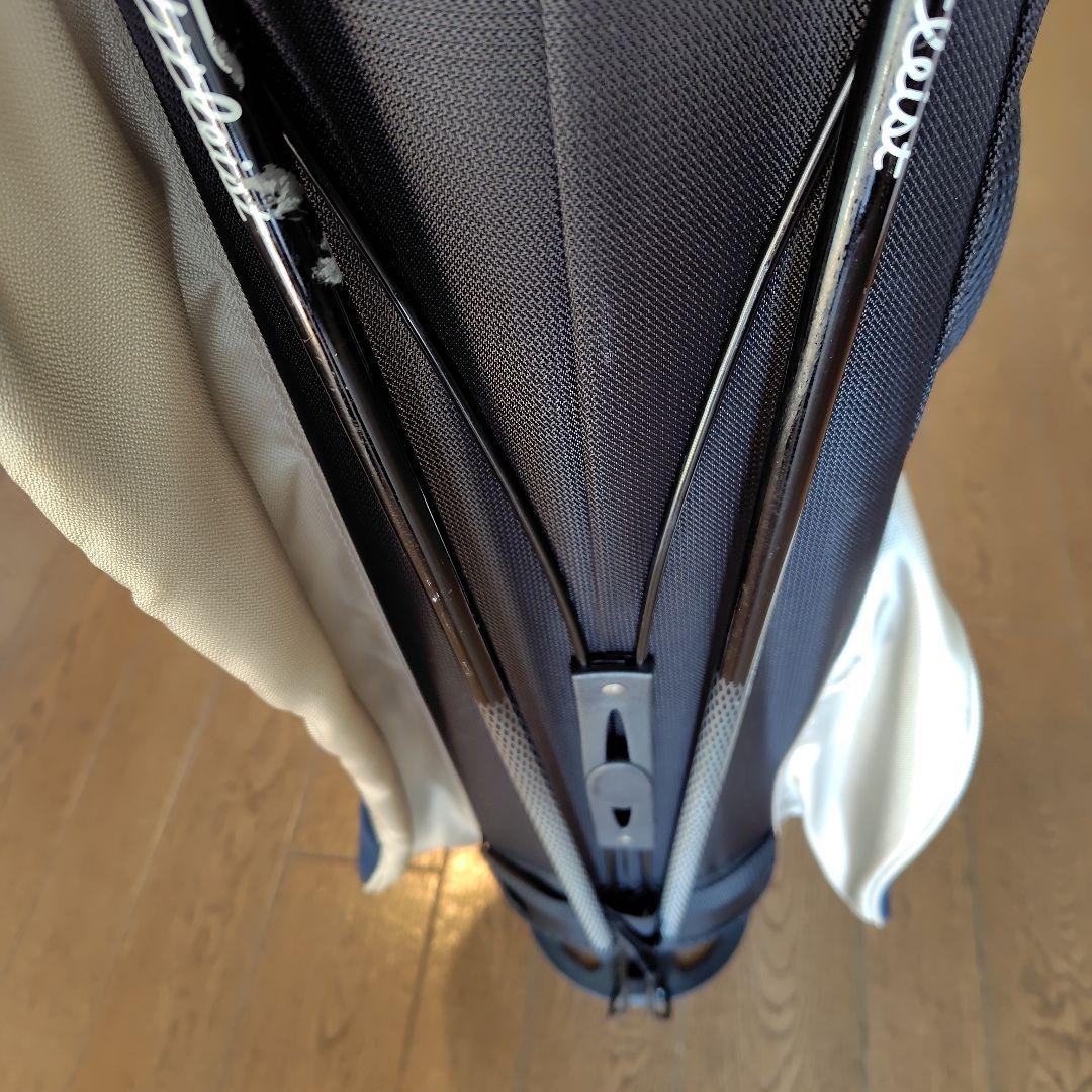 タイトリスト　軽量スタンド式キャディバッグ