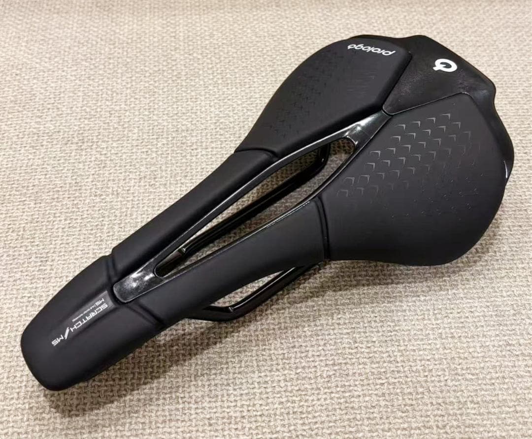 prologo SCRATCH M5 PAS サドル