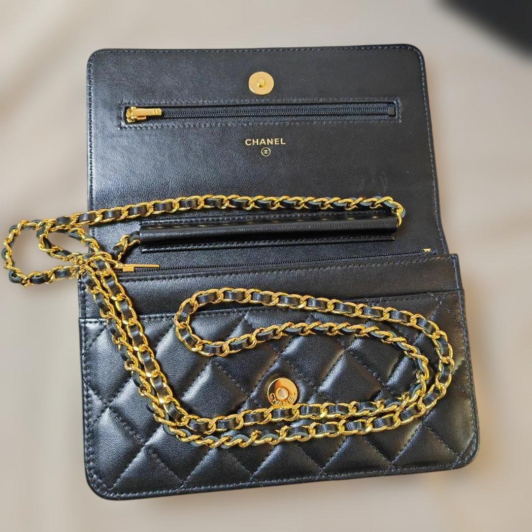 CHANEL ラムスキン チェーンウォレット ブラック