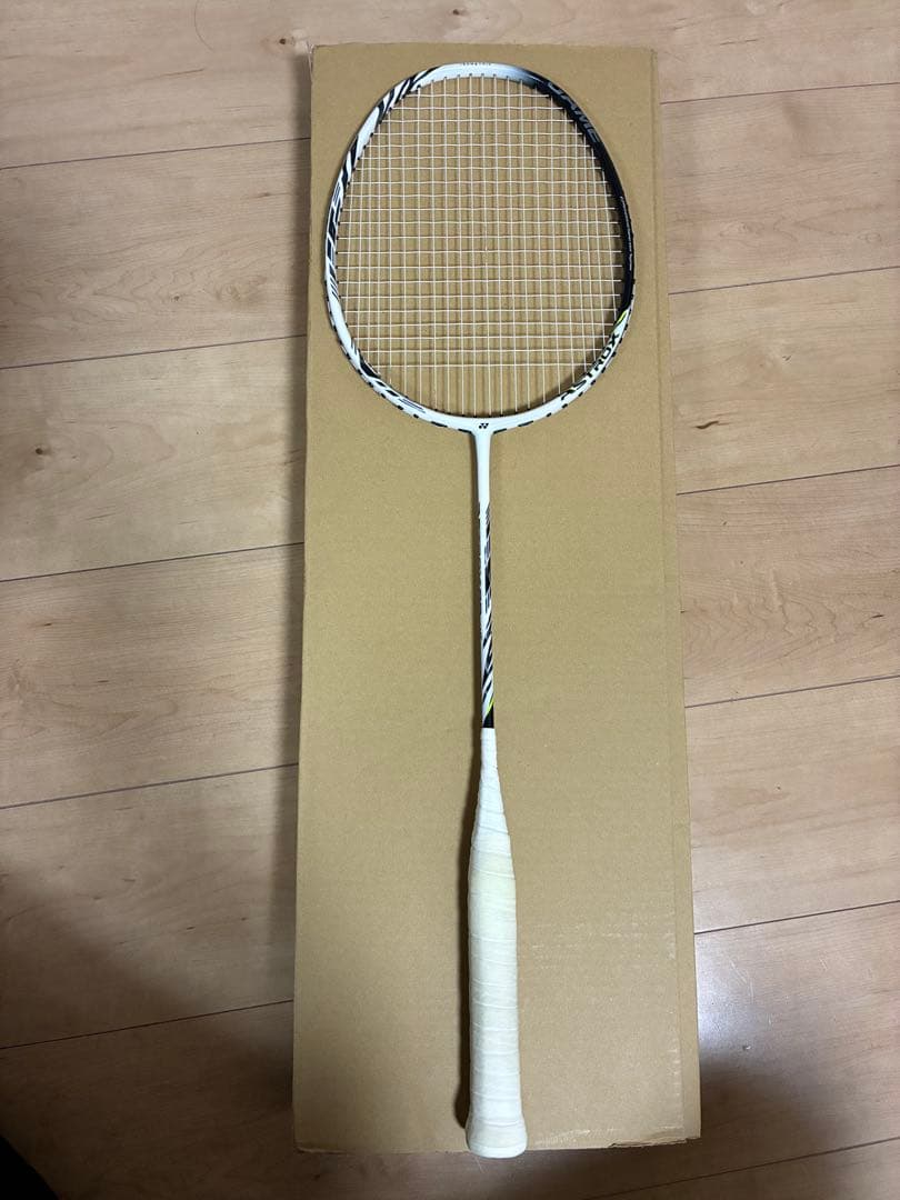 ヨネックス　アストロクス99ゲーム　4UG5