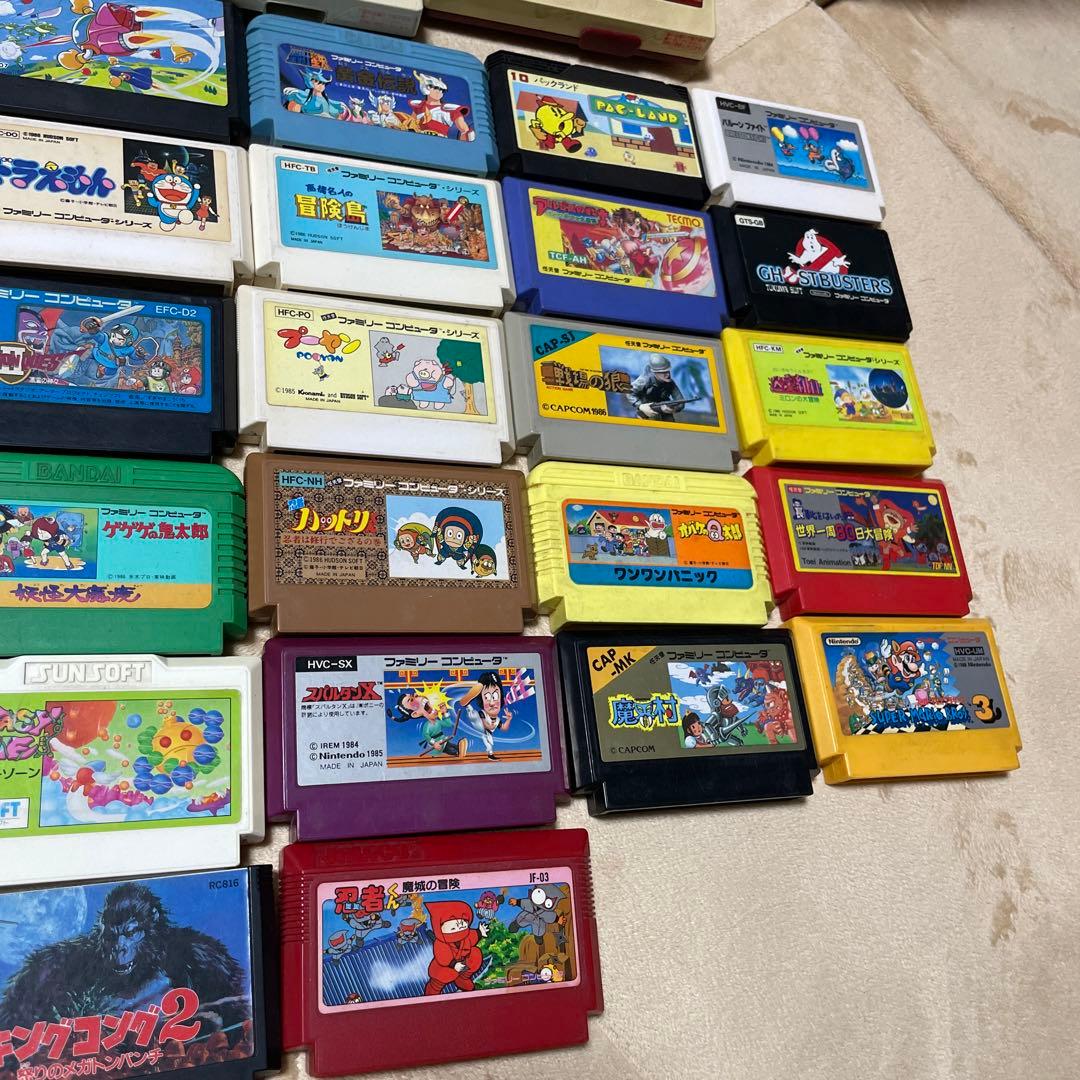 ファミリーコンピュータ本体3台　ソフト32本