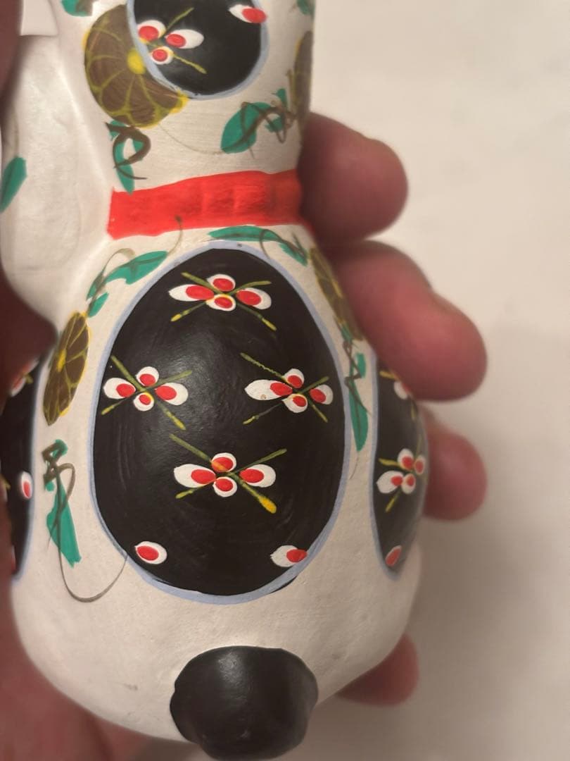 ヴィンテージ仙台堤人形　品格のあるお顔と色鮮やかな色彩が芸術的な招く招き猫