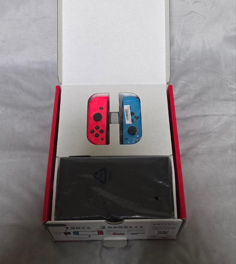 【美品】Nintendo Switch (有機elモデル)