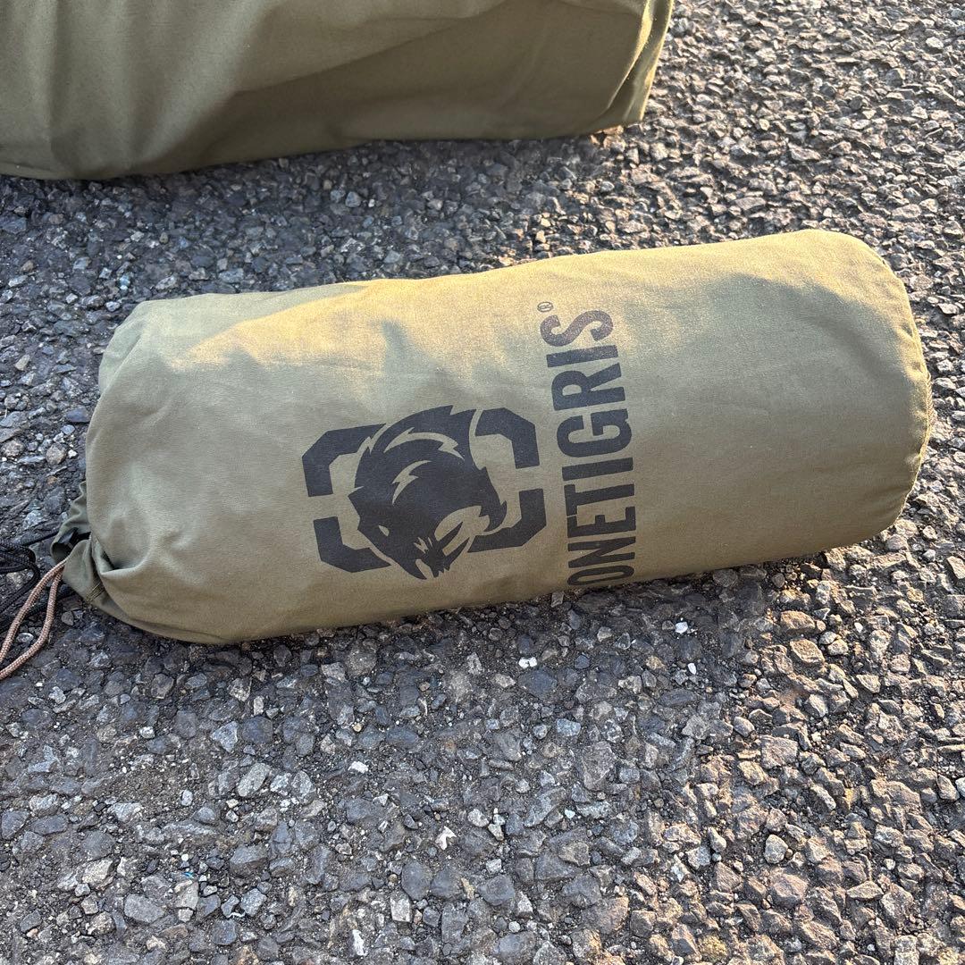 ONETIGRIS パップテントスカート付き　前幕とインナーあり