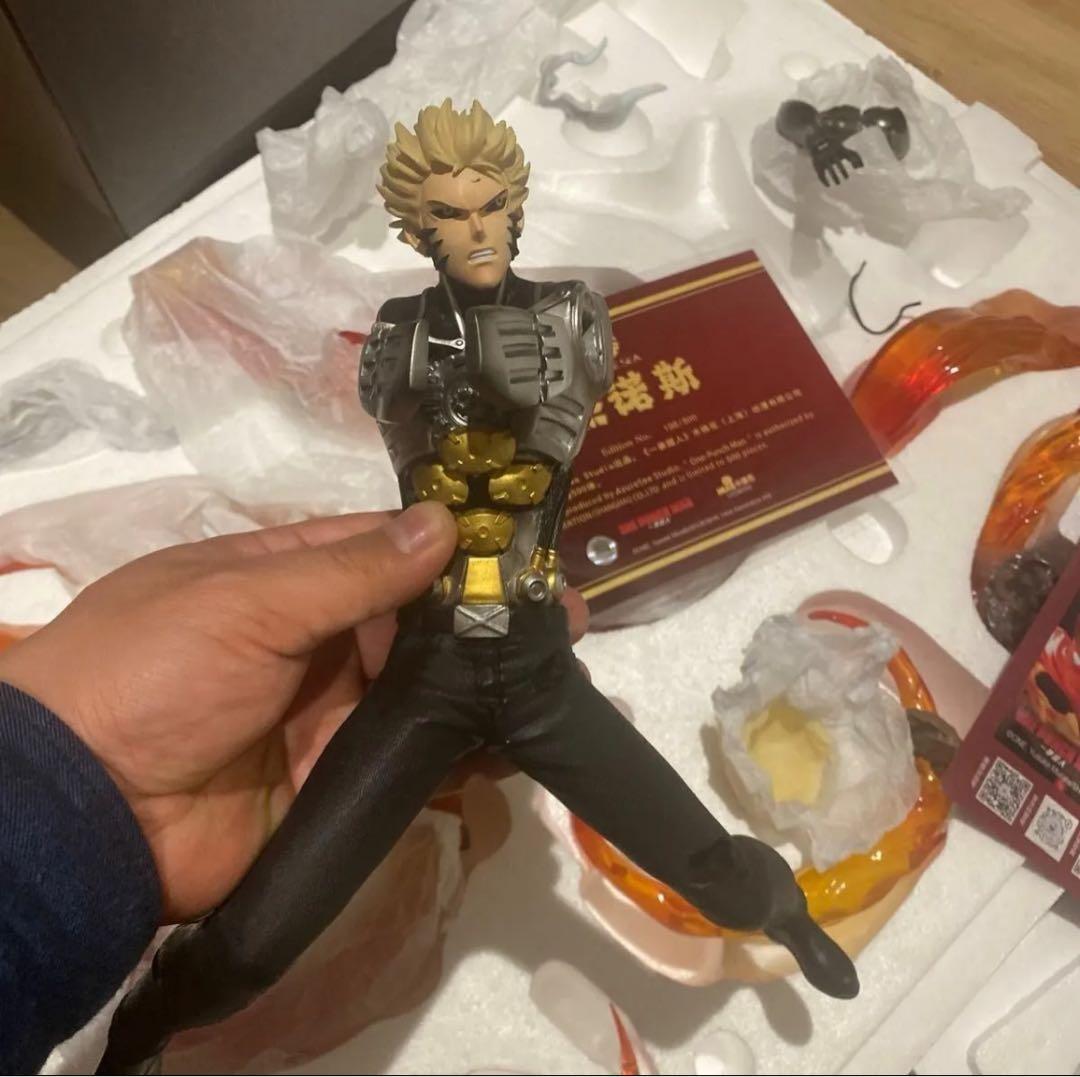 『ワンパンマン』ジェノス 1／6スケール版権付き　ガレージキット スタチュー