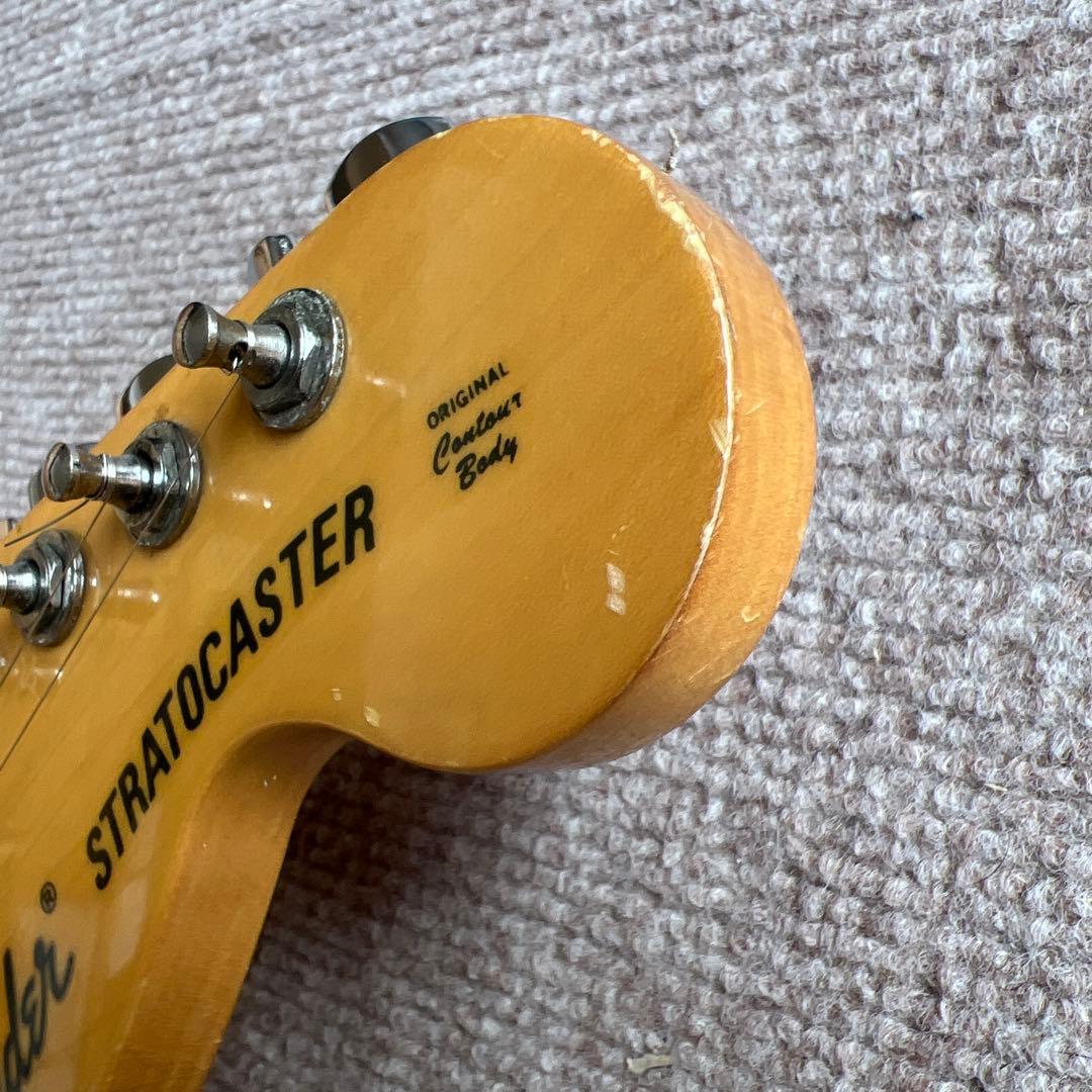 a*t様 Fender ストラトキャスター （EMGピックアップ3連発、ソフトケ