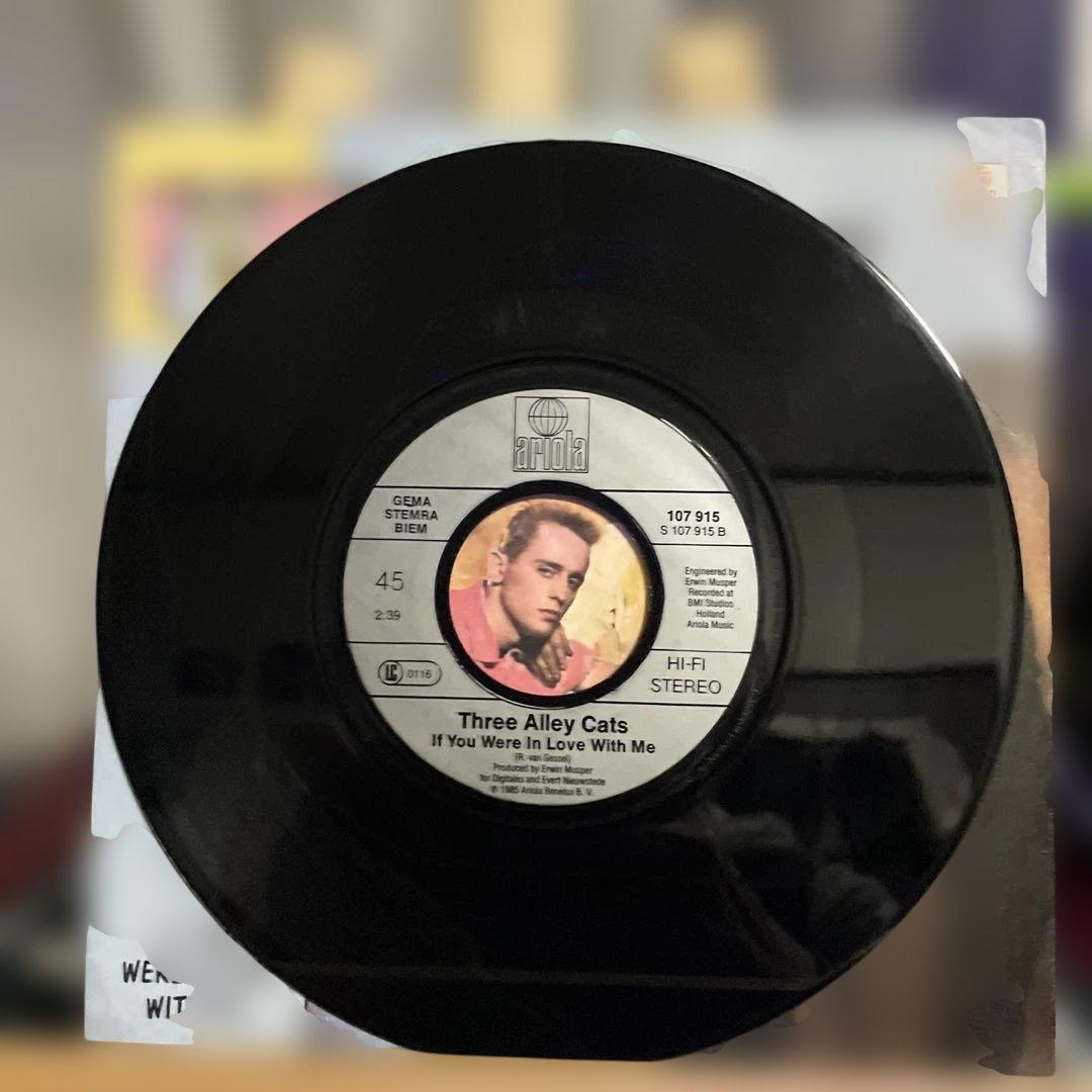 THREE ALLEY CATS 7インチ YEAH.YEAH.YEAH!