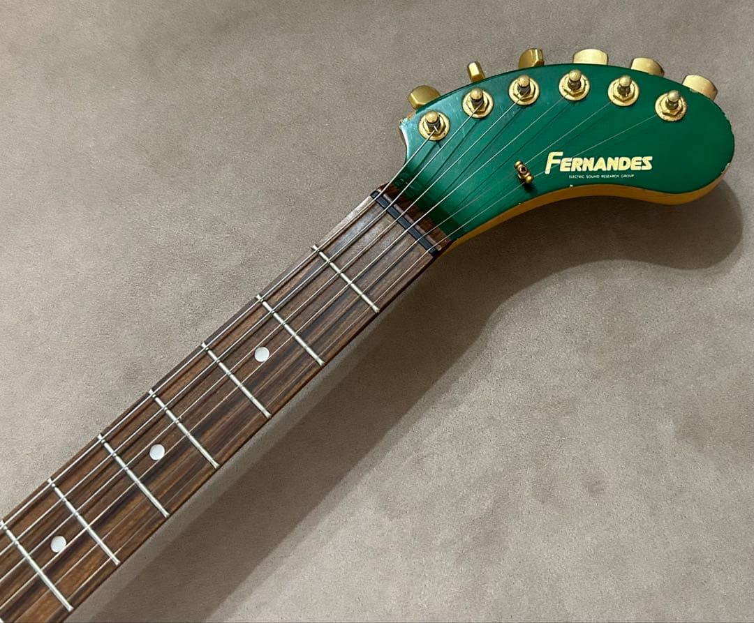 FERNANDES ZO-3 芸達者 エレキギター アンプ内蔵 フェルナンデス