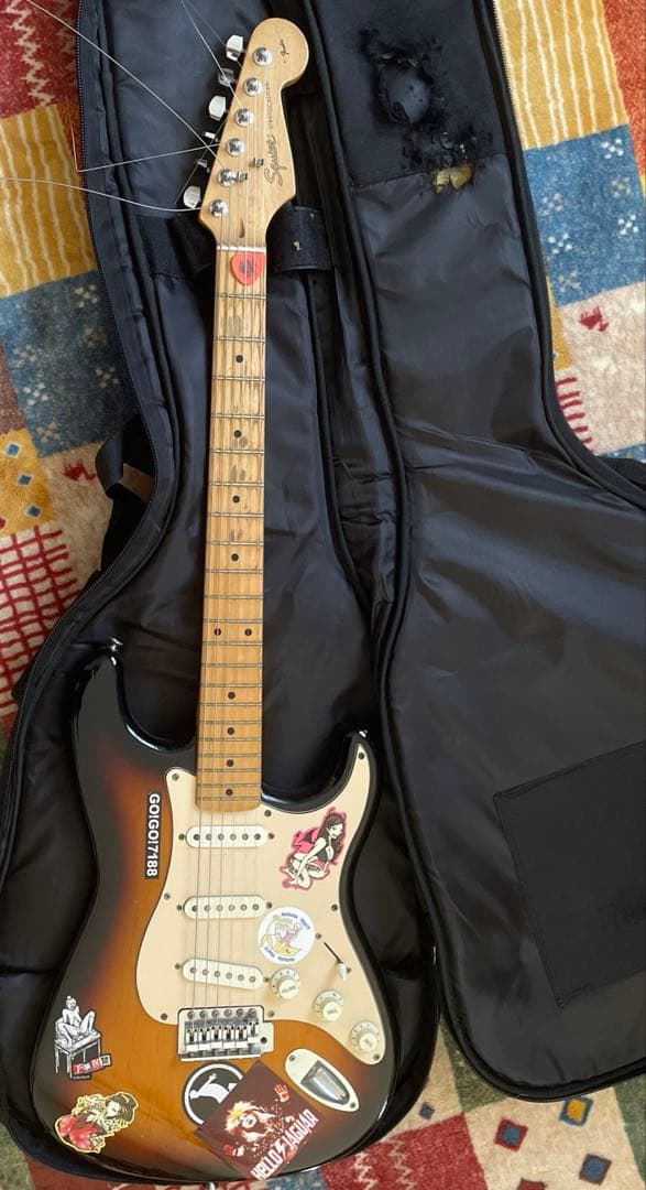 Squier Stratocaster エレキギター