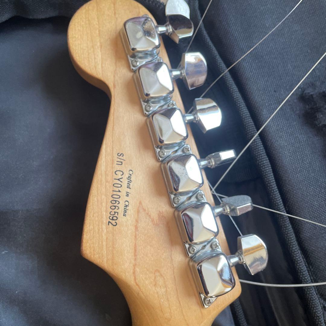 Squier Stratocaster エレキギター