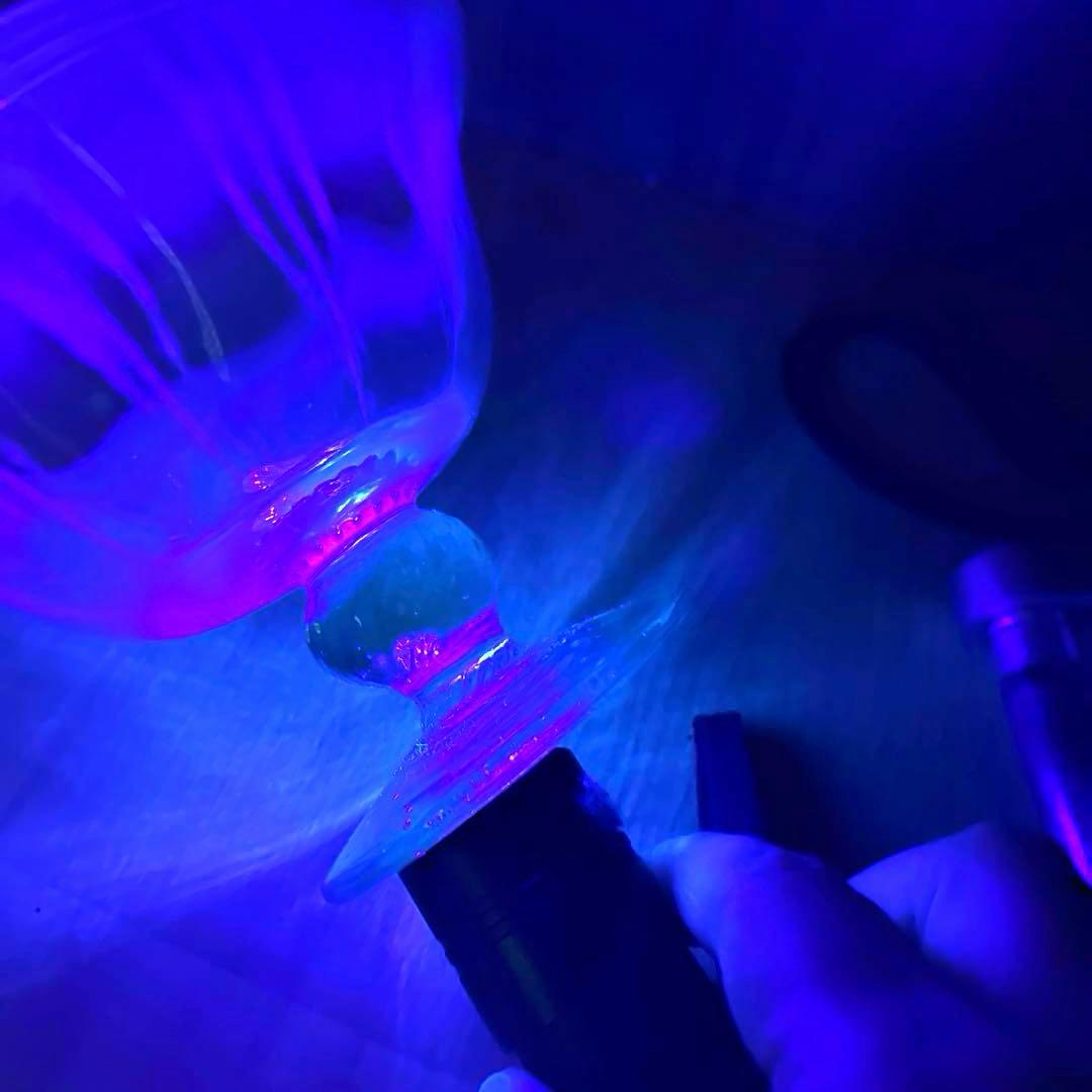 骨董　時代ガラス　希少　若草色　乳白色暈し　桃色千段巻き　氷コップ　ウラン