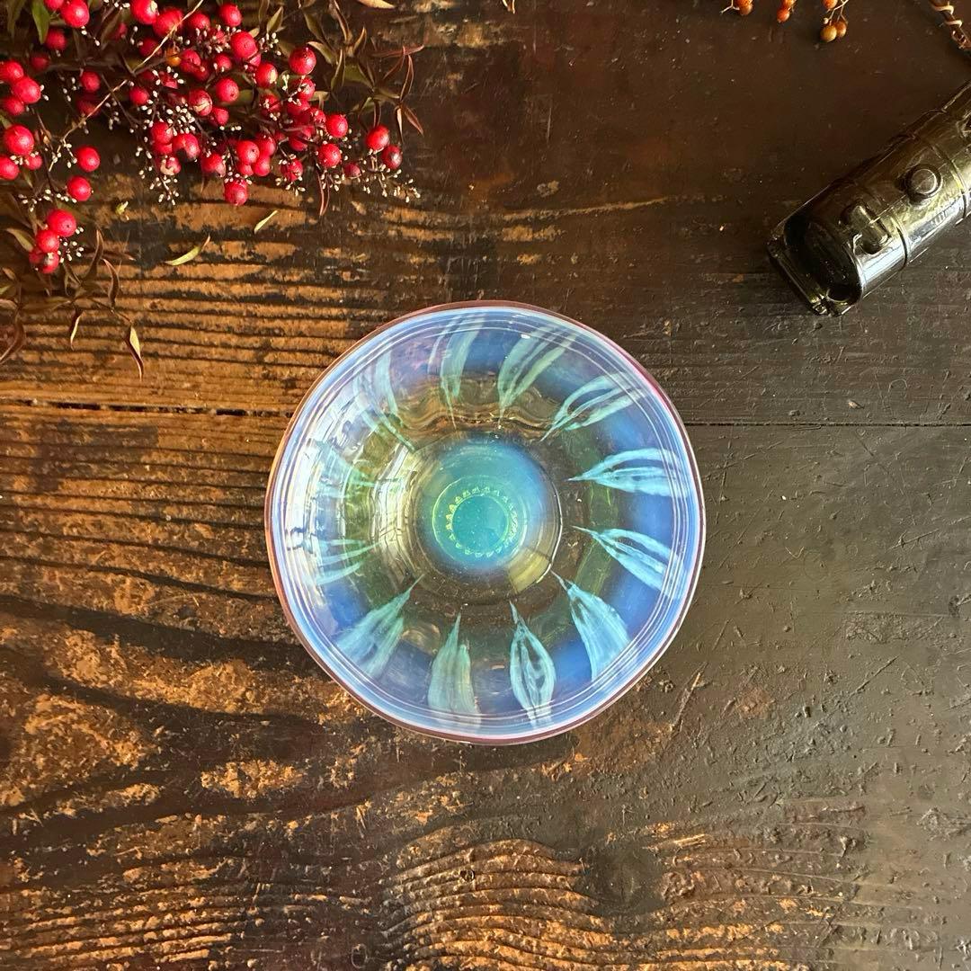 骨董　時代ガラス　希少　若草色　乳白色暈し　桃色千段巻き　氷コップ　ウラン