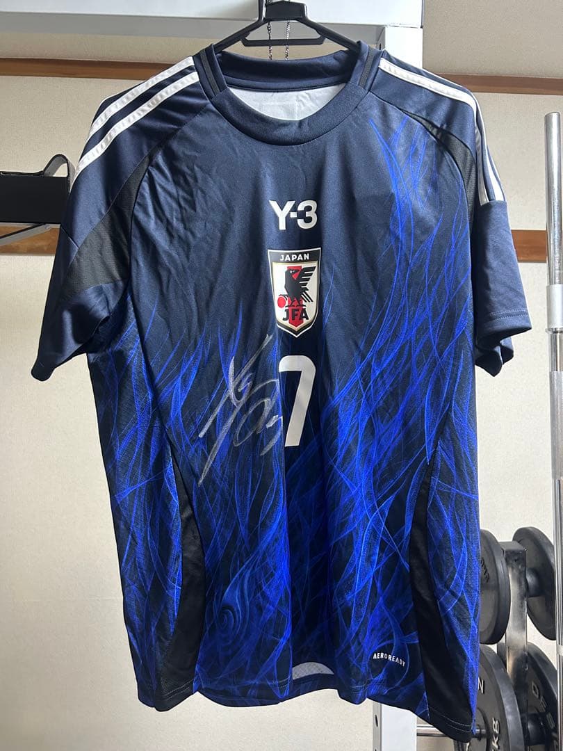 Y-3 サッカーシャツMITOMA 10 7