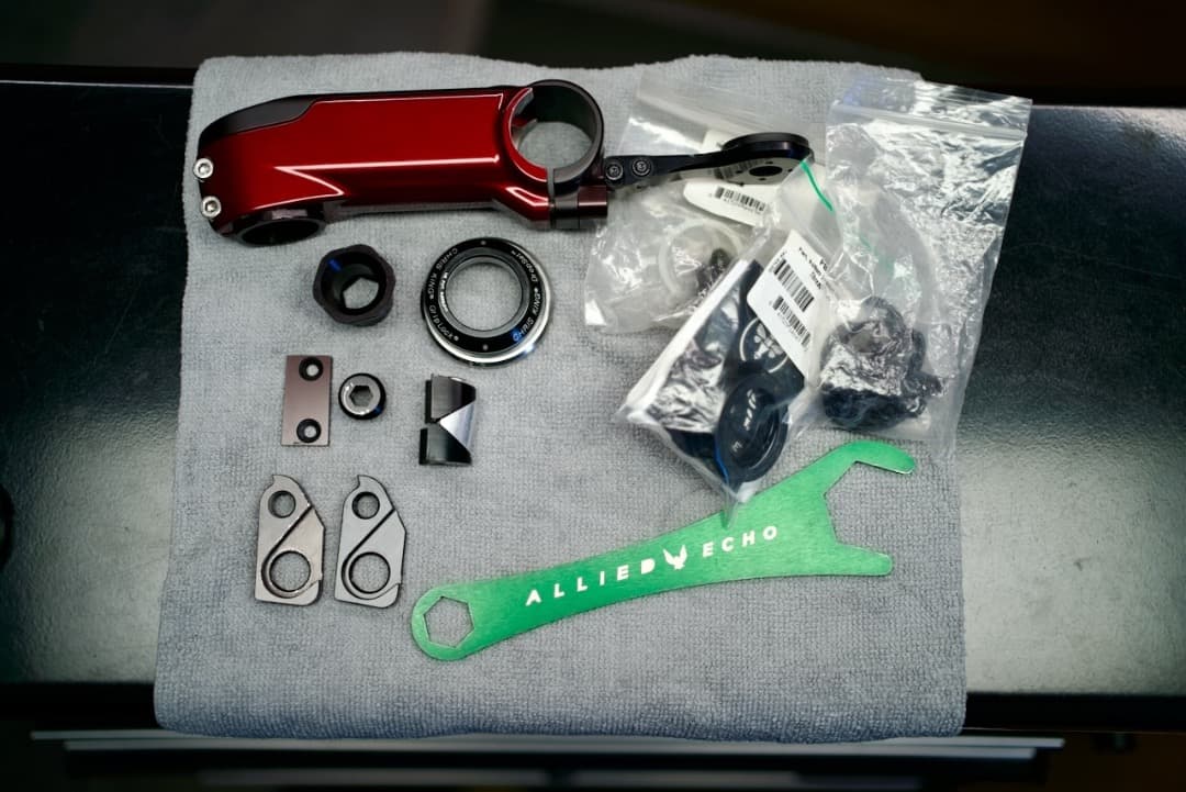 ALLIED ECHO オールロードバイクフレームセット