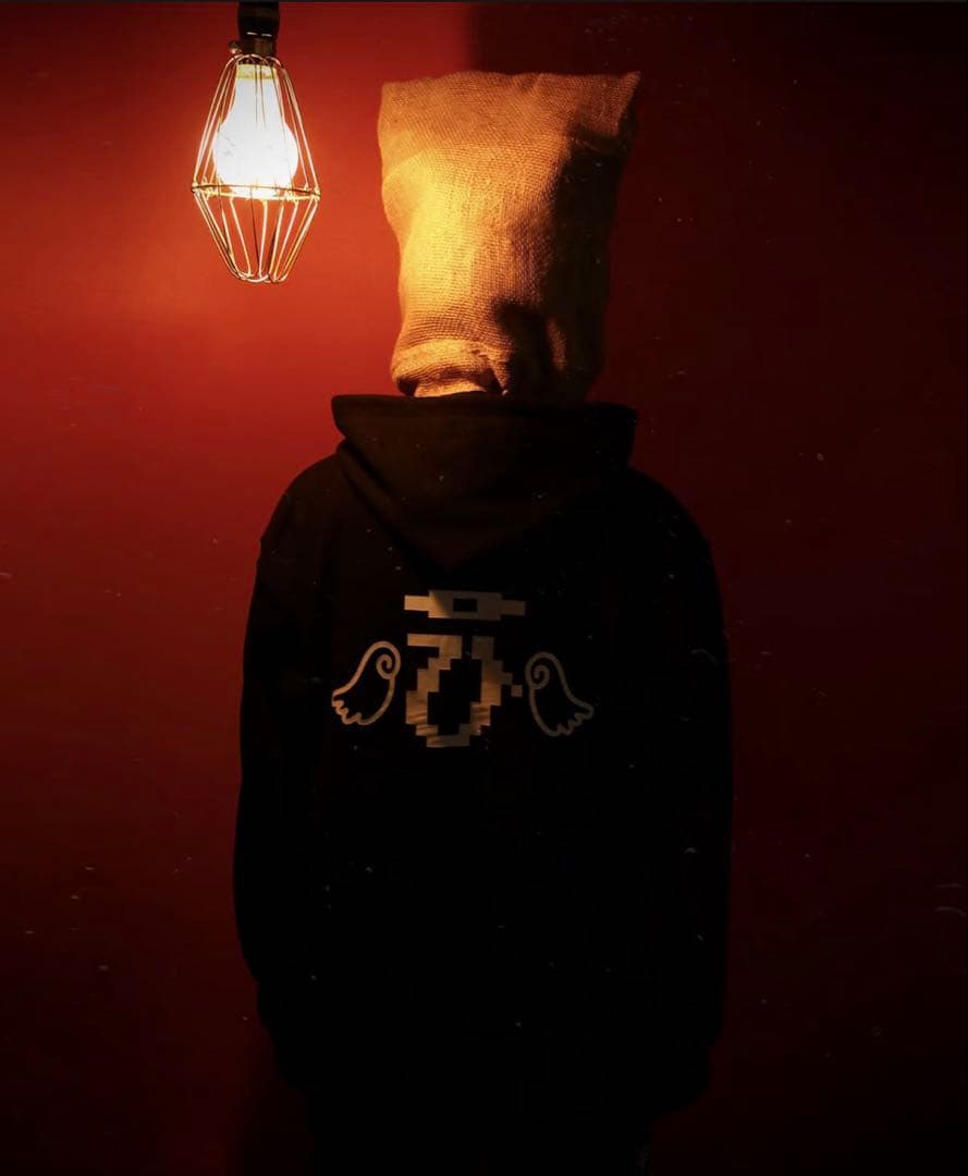 ひめゆり倶楽部。 マモ 魔喪 R指定 生憎の雨。 パーカー Tシャツ