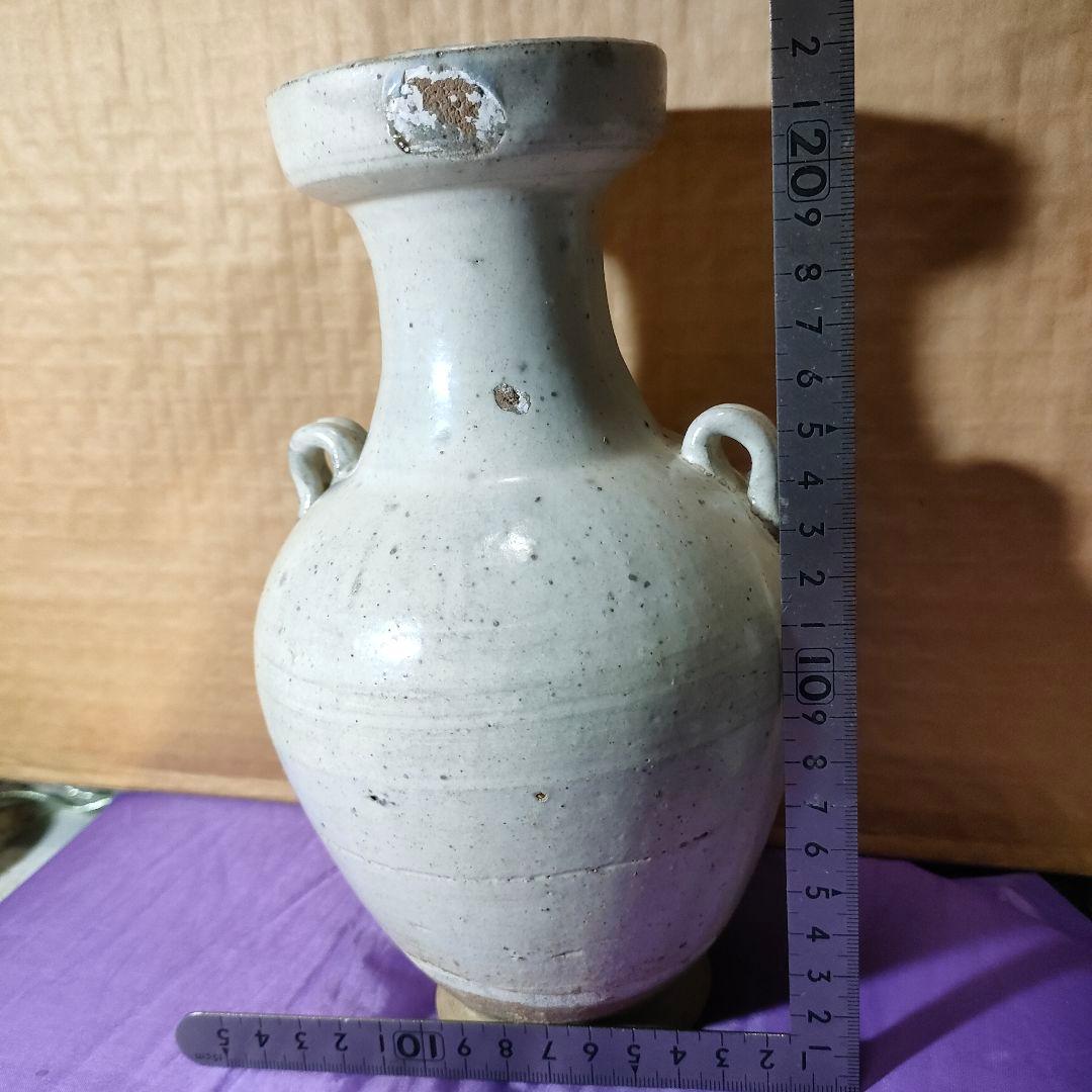 白磁ニ耳壺　中国南方　唐白