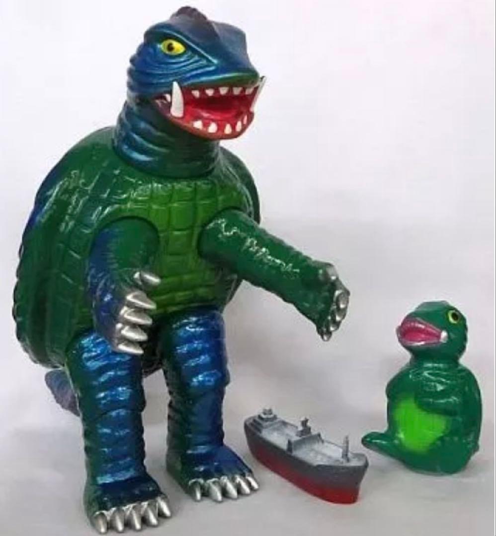 ガメラ’65➕子ガメラ➕タンカー マーミット ハイパーホビー誌上限定版 怪獣天国