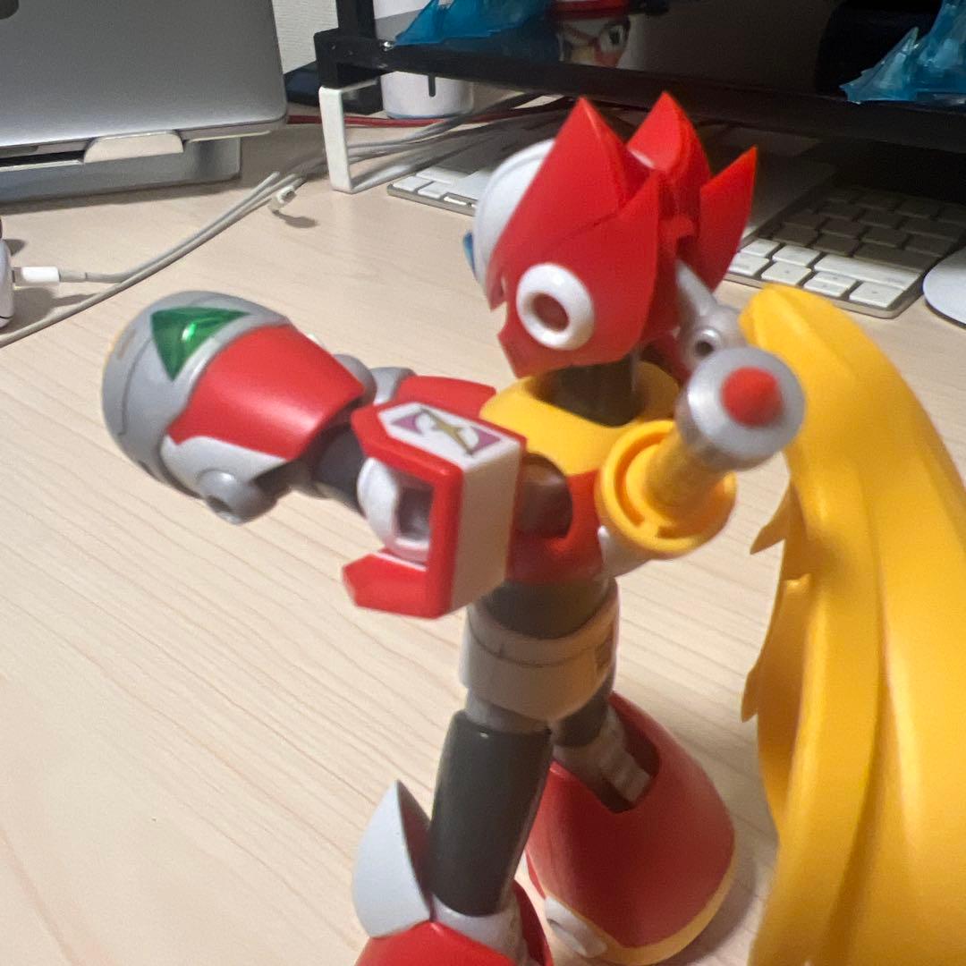 【組立済】コトブキヤ ロックマンX ゼロ プラモデル フィギュア　ZERO