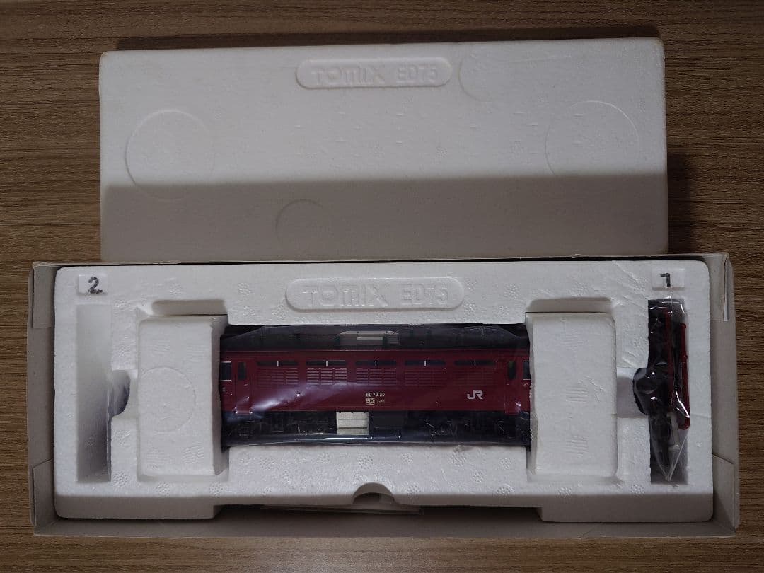 TOMIX HO-146 JR ED79-0形 シングルアームパンタグラフ搭載車