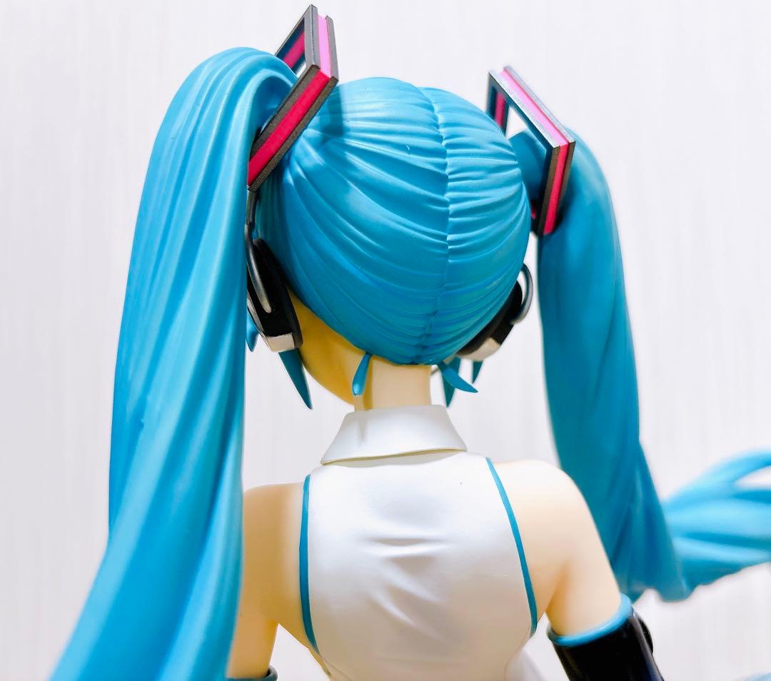 送料込み◎匿名配送◎ 初音ミク V3 1/4スケール　フィギュア