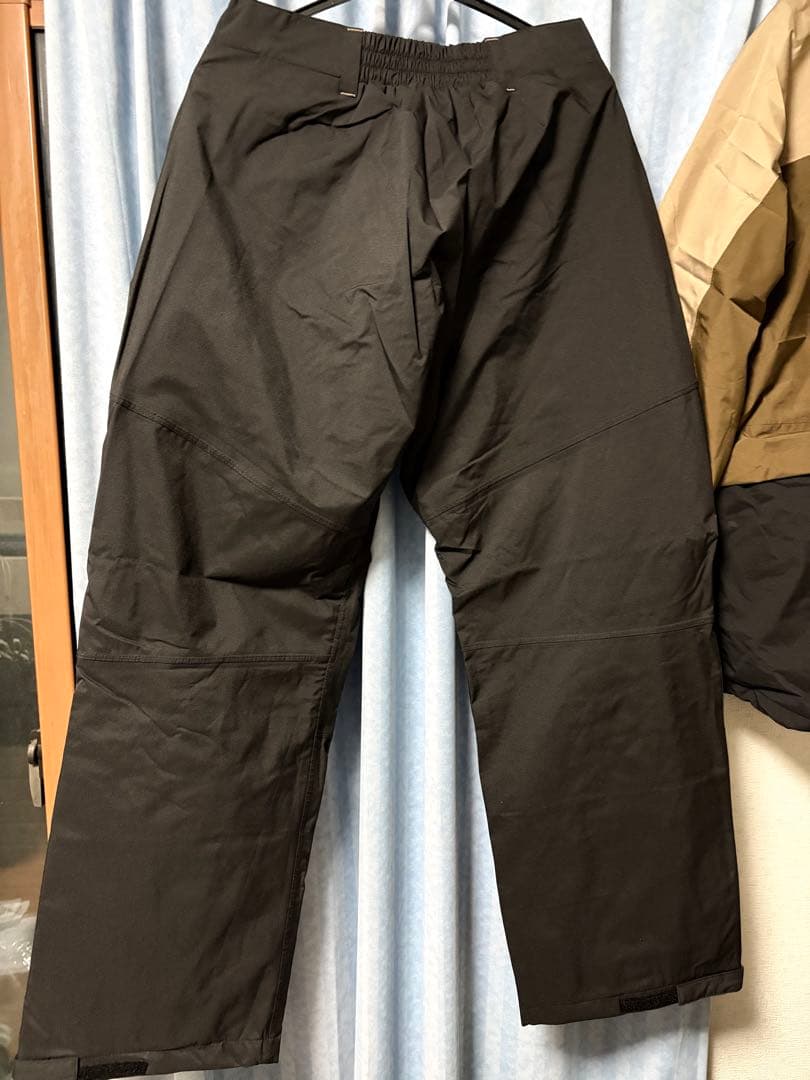 25-26モデル ほぼ新品 スノーボード ウェア 上下セット Lサイズ