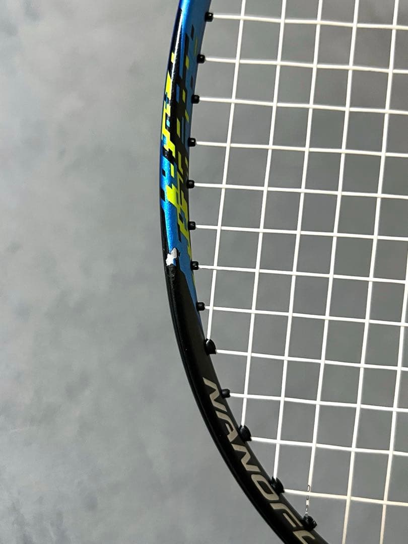 バドミントンラケット ナノフレア700 / NANOFLARE 700 4U