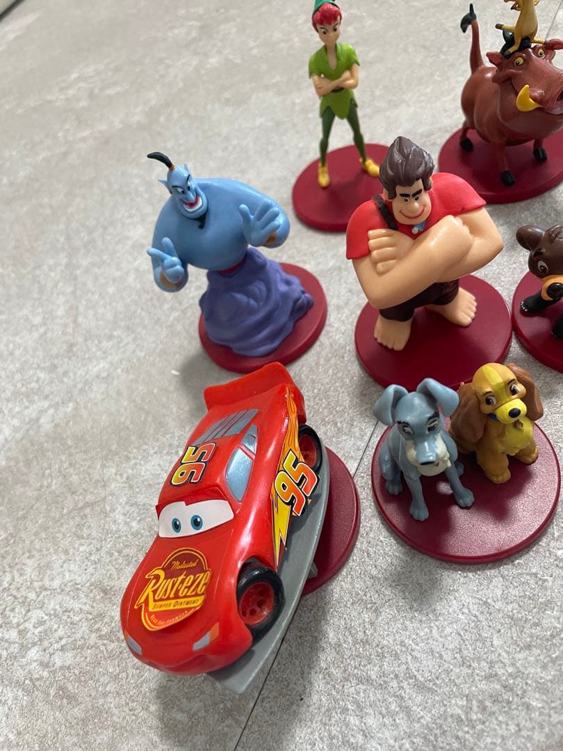 定価13万　ディズニーマジカルオーディオえほん全80巻　フィギュア