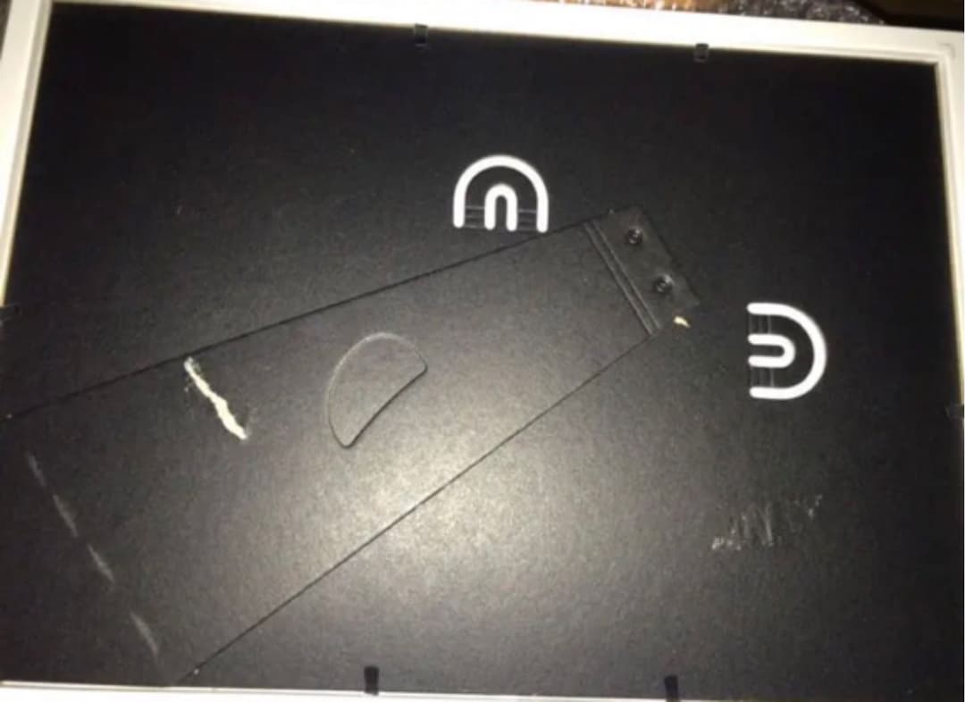 TWICE モモ　サイン　直筆 A4写真　フレーム付き　バラ売り