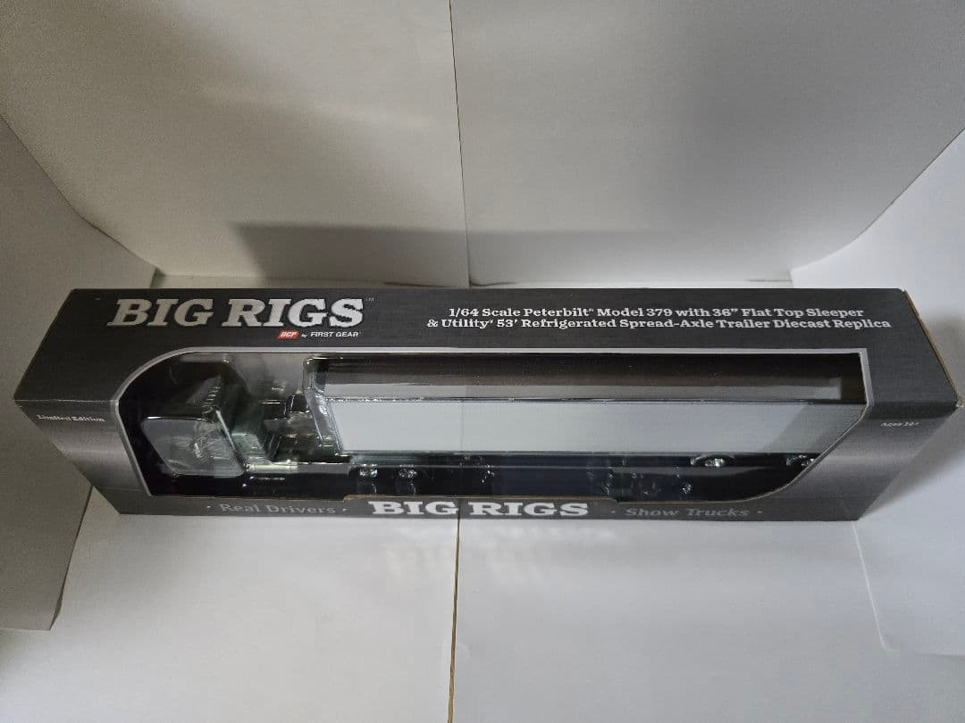 ミニカー DCP 1/64 PMI Peterbilt379