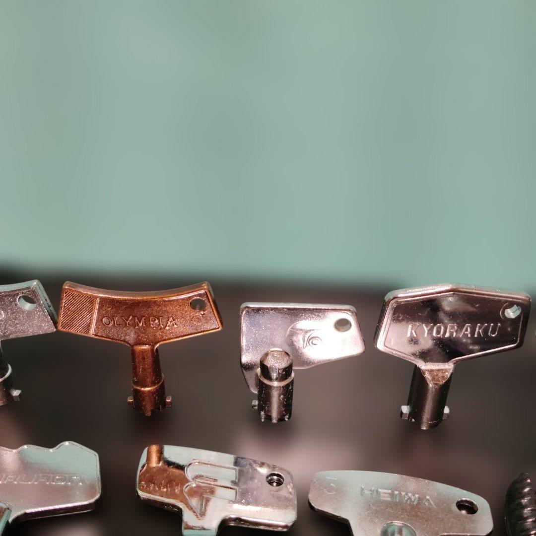 パチンコ　台鍵　ドアキー　18本　セット 未使用　長期保管品