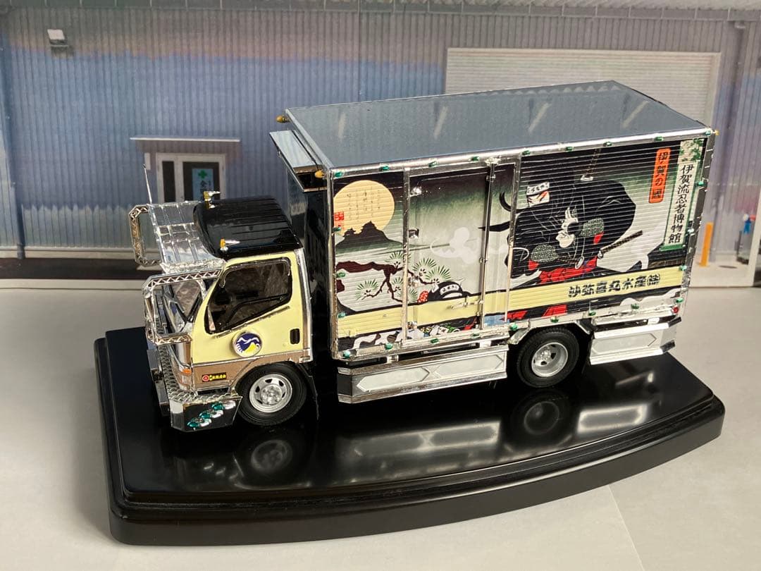 アオシマ　デコトラ風神.雷神キャンター自作改造、完成品