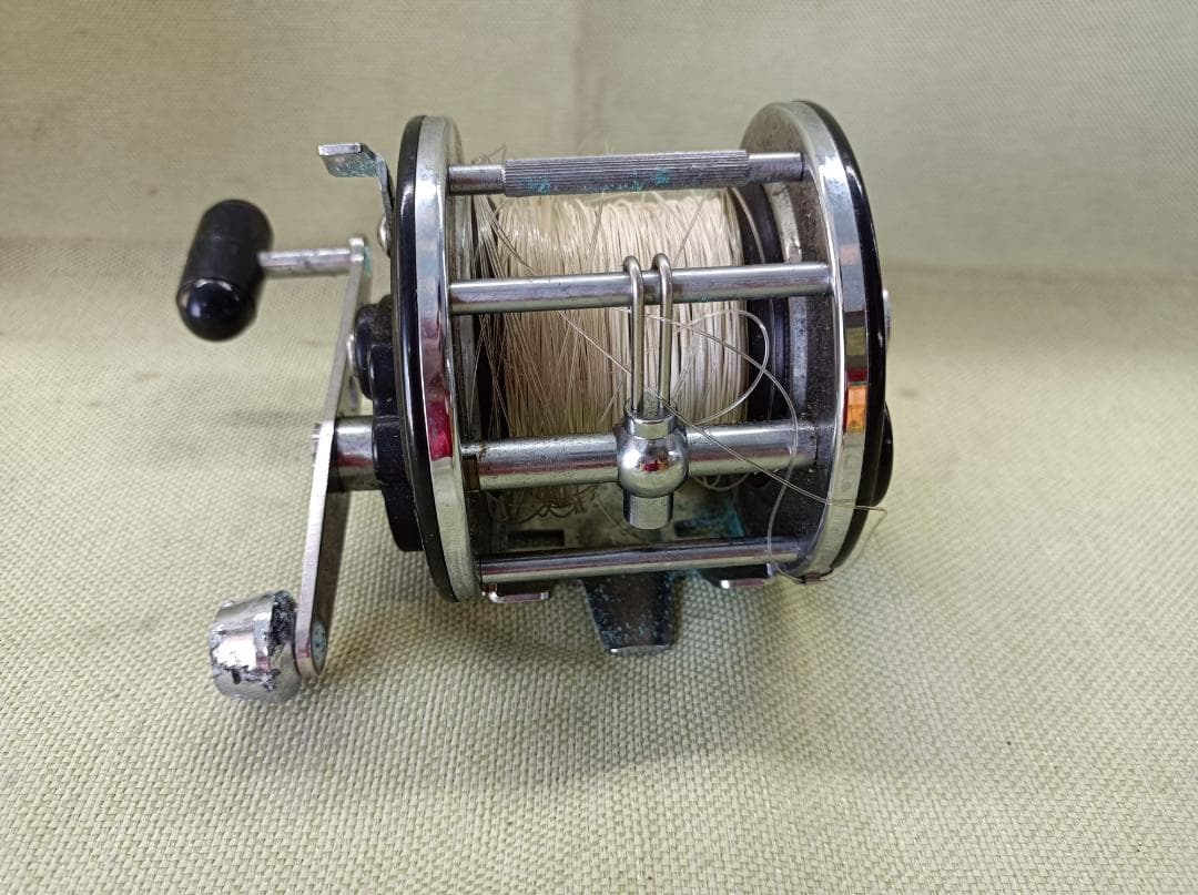 都《HJHPM》Dynamic DAIWA　ST-60 フィッシングリール