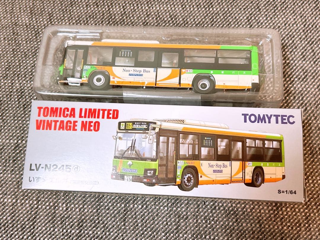 トミカリミテッドヴィンテージNEO LV-245d いすゞエルガ 東京都交通局