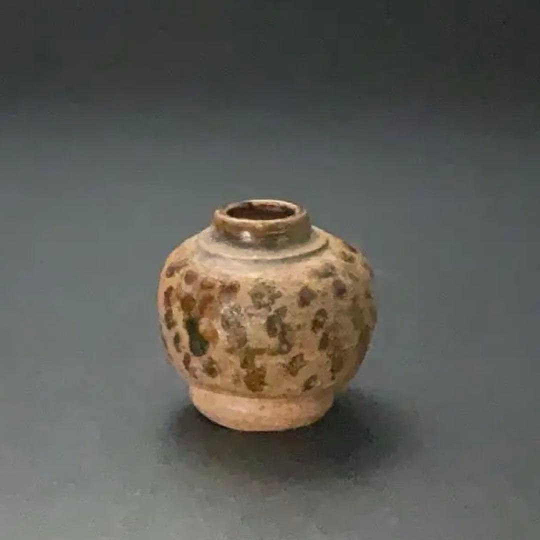 褐釉斑文小壺　タイ　スンコロク　骨董　R1397ダM