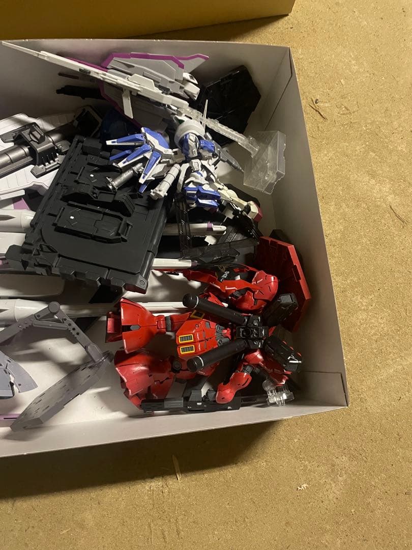 ガンダム　まとめ売り　組み立て済み