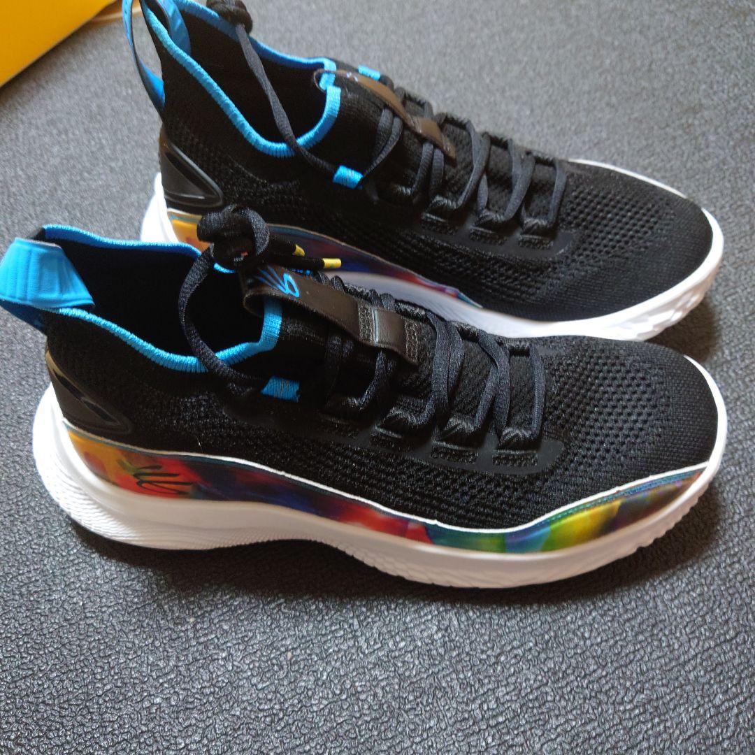 カリー Curry 8 UNDER ARMOR　美品
