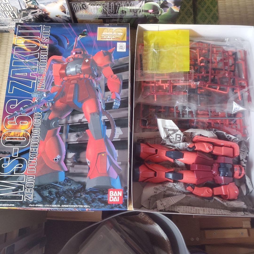 カナタ　②MG ガンプラセット　１４+１