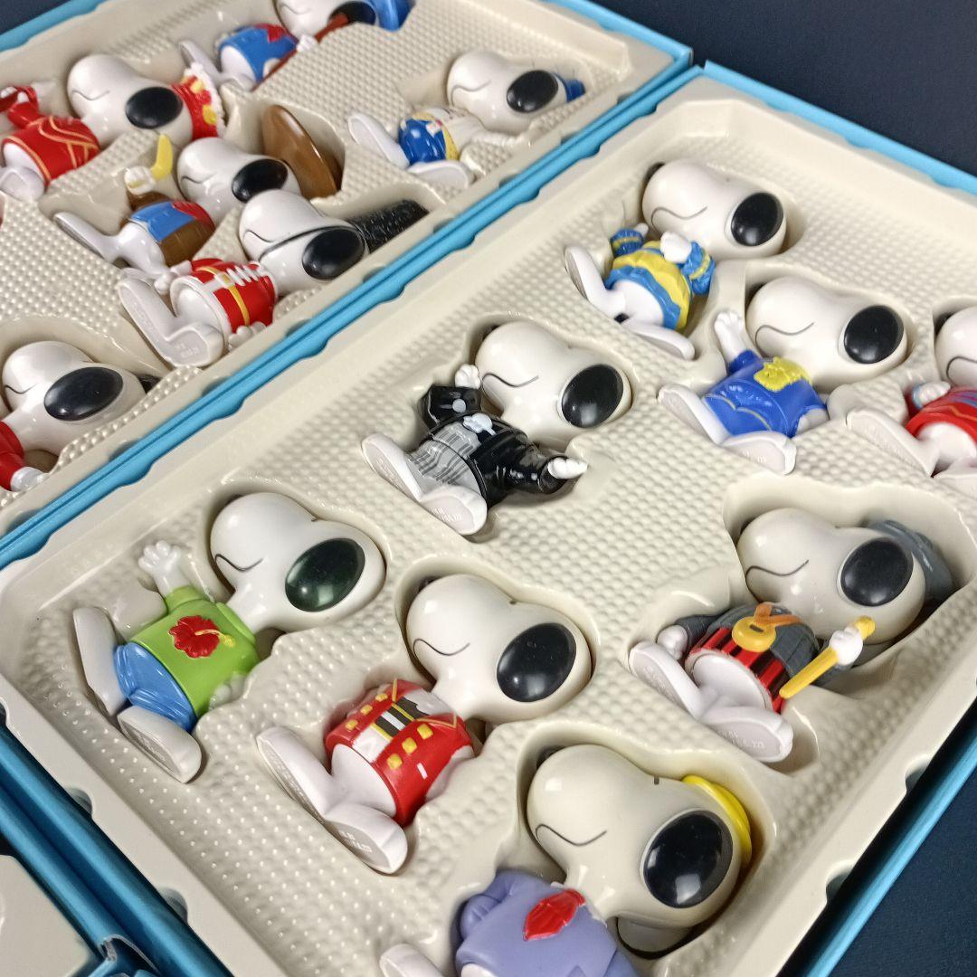 ★美品★ スヌーピー ハッピーセット フィギュアワールドツアーコレクション