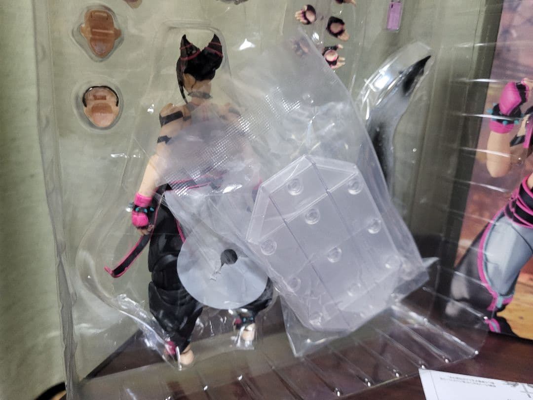 REVOLTECH Amazing Yamaguchi JURI フィギュア