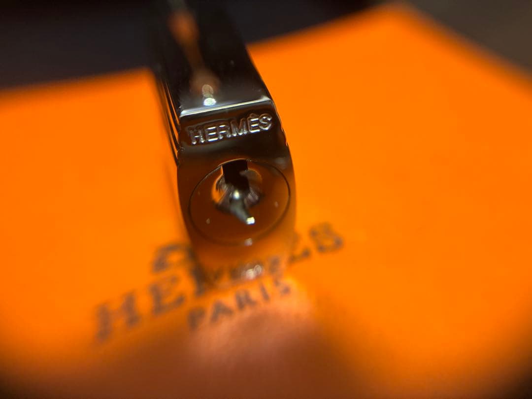 エルメス シルバー　カデナ　南京錠　パドロック　鍵　キー　NO124