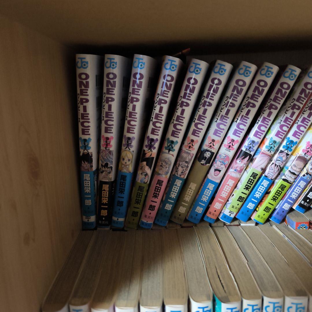 ワンピース　単行本　1巻〜93巻セット　プラスおまけ1冊　尾田栄一郎