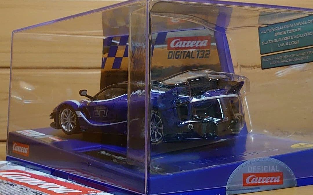 カレラデジタル132フェラーリ Fxx K Evoluzione No27ブルー