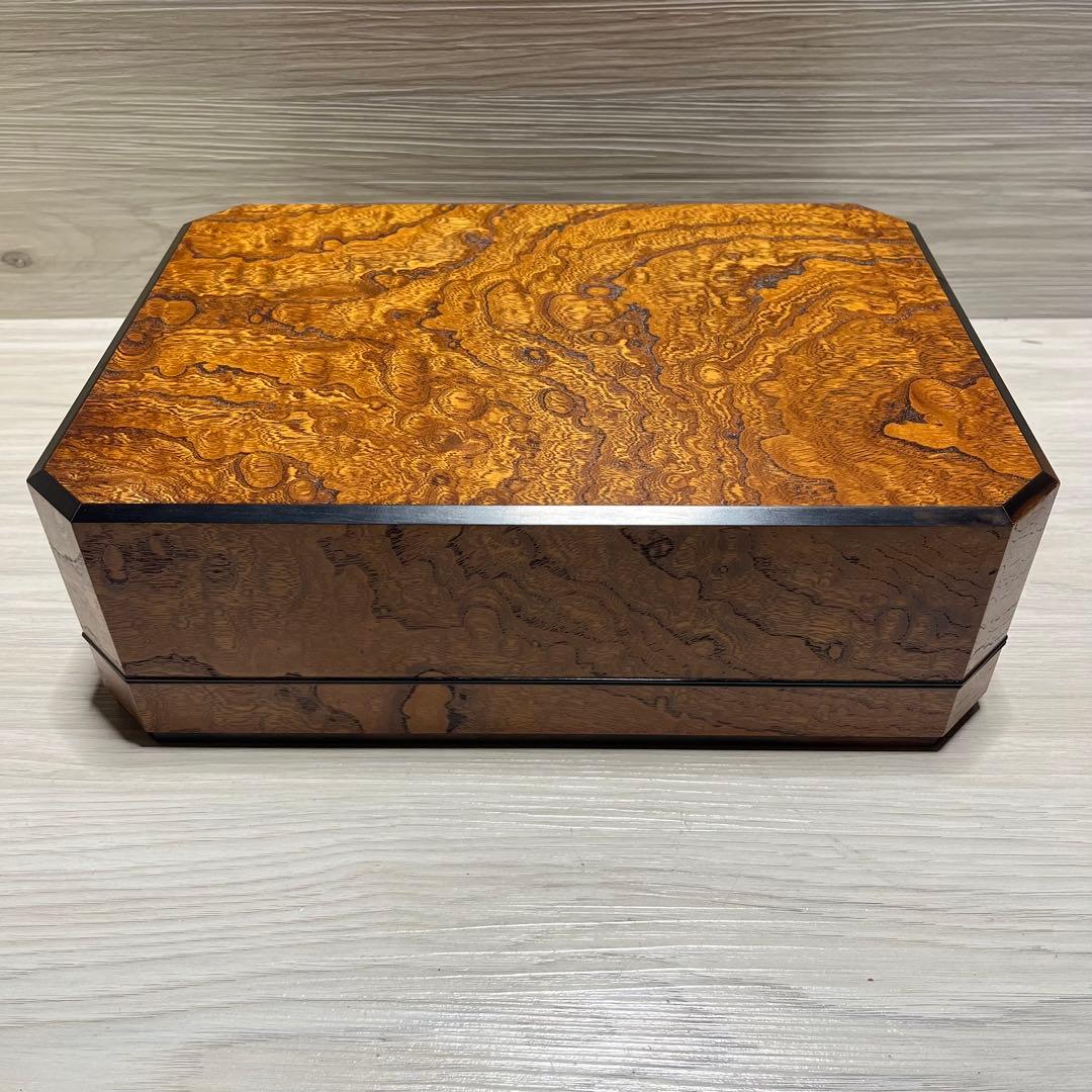 工芸品　欅拭漆文箱